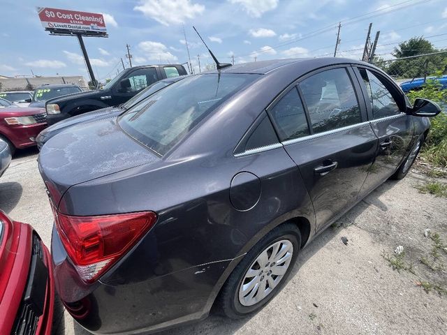 2011 Chevrolet CRUZE 4dr Sedan LT w/1LT - 22842525 - 4