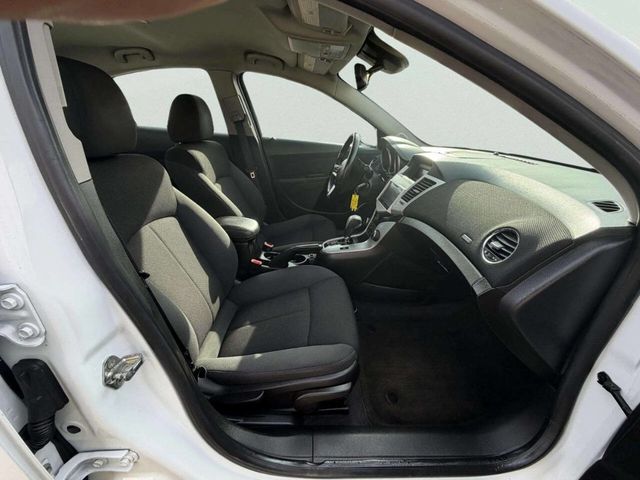2011 Chevrolet CRUZE 4dr Sedan LT w/1LT - 22964304 - 17