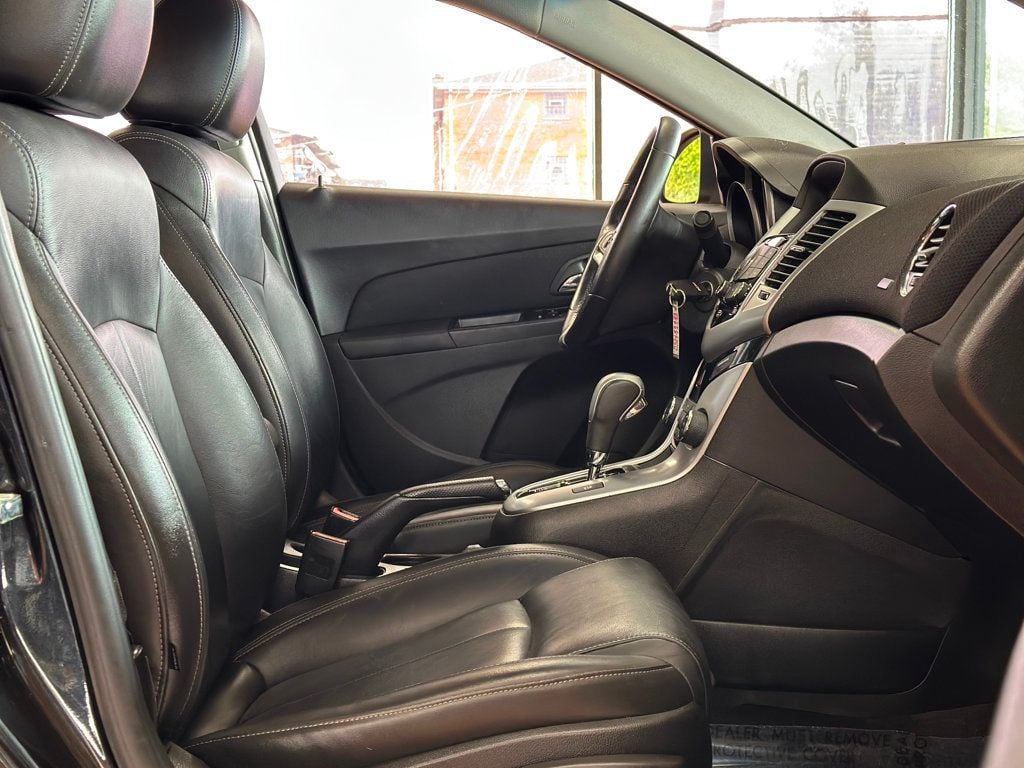 2011 Chevrolet CRUZE 4dr Sedan LT w/2LT - 22899901 - 21