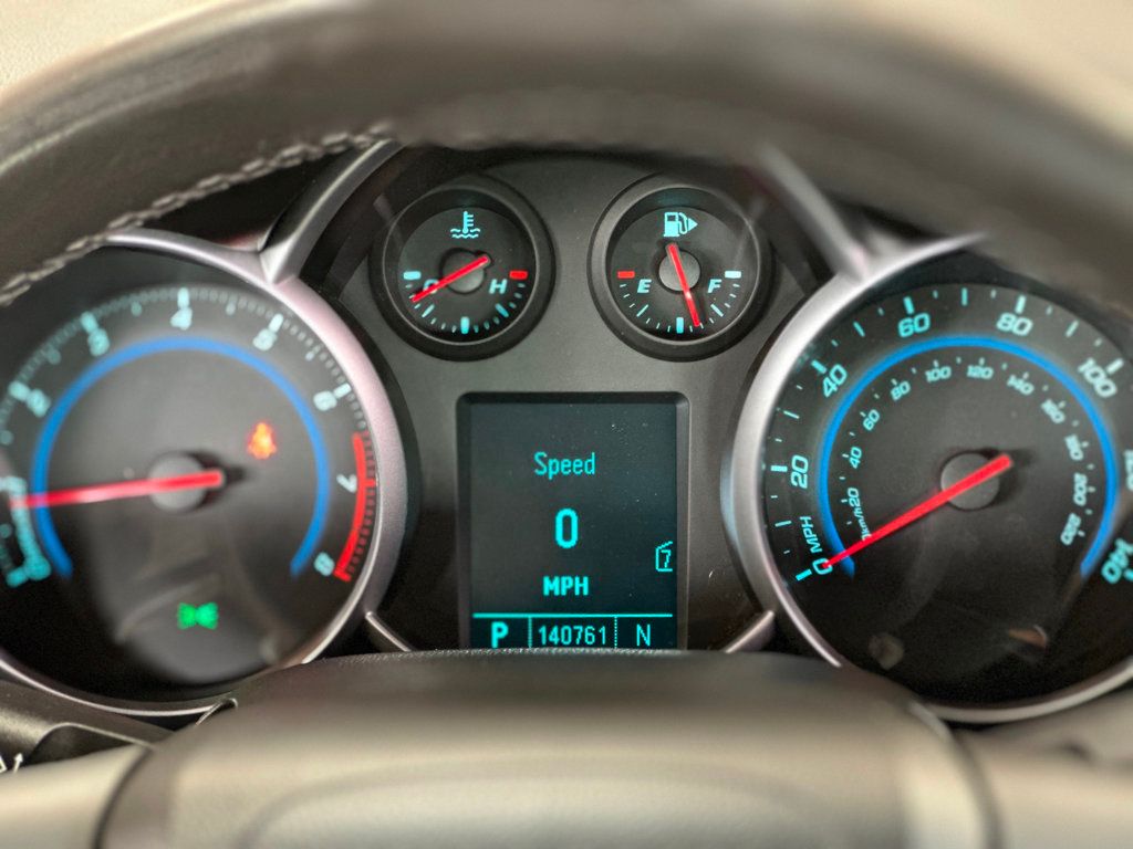 2011 Chevrolet CRUZE 4dr Sedan LT w/2LT - 22899901 - 24