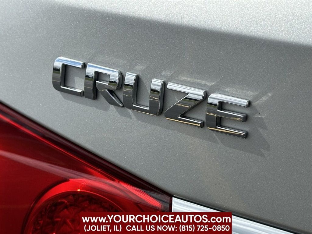 2011 Chevrolet CRUZE 4dr Sedan LTZ - 22363787 - 15