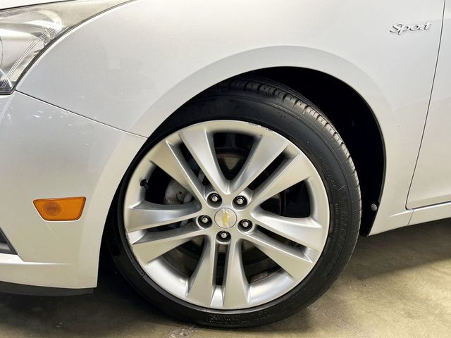 2011 Chevrolet CRUZE 4dr Sedan LTZ - 23079573 - 12