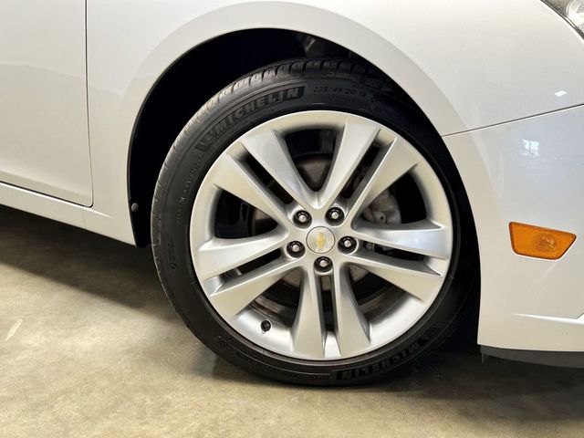 2011 Chevrolet CRUZE 4dr Sedan LTZ - 23079573 - 13