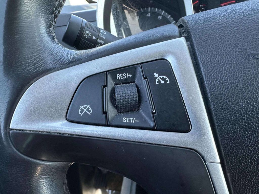 2011 Chevrolet Equinox FWD 4dr LT w/1LT - 22991137 - 23