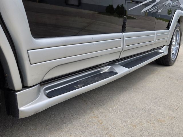 2011 Chevrolet Express Rocky Ridge Luxury Hi Top Conversion - 23019479 - 28
