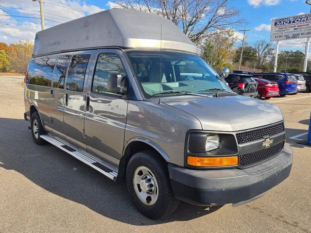 2011 Chevrolet Express 3500 Passenger LS Extended Van 3D - 22969470 - 14