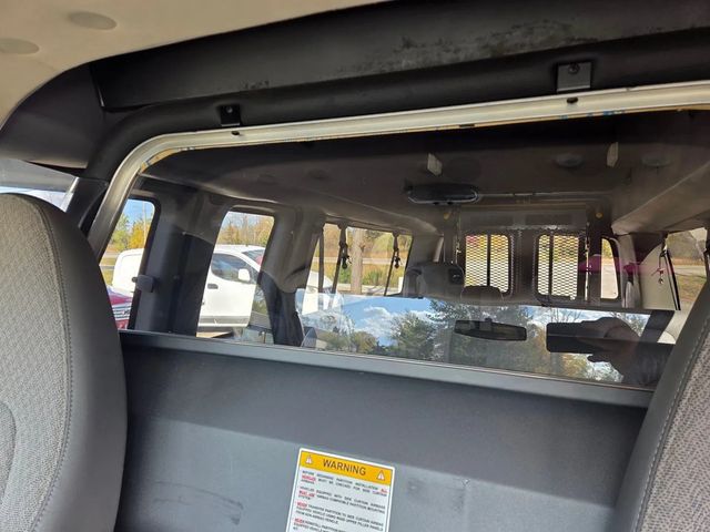 2011 Chevrolet Express 3500 Passenger LS Extended Van 3D - 22969470 - 20