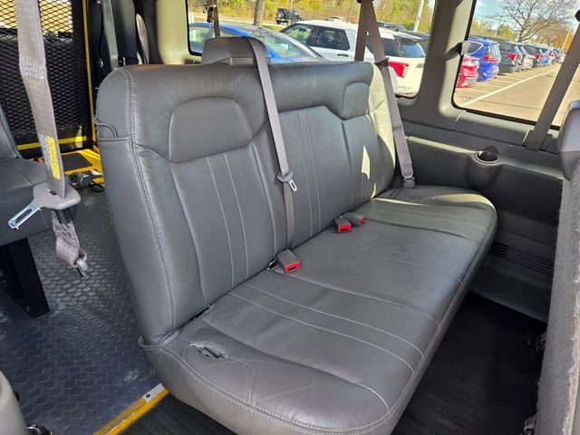 2011 Chevrolet Express 3500 Passenger LS Extended Van 3D - 22969470 - 26