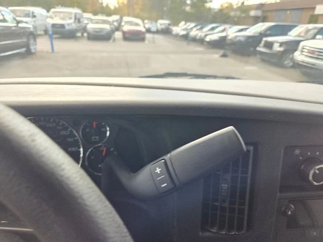 2011 Chevrolet Express 3500 Passenger LS Extended Van 3D - 22969470 - 31