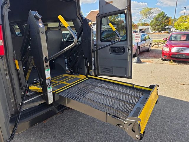 2011 Chevrolet Express 3500 Passenger LS Extended Van 3D - 22969470 - 3