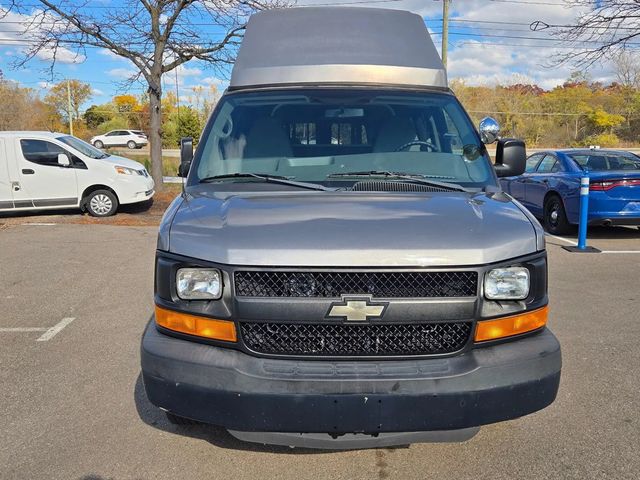 2011 Chevrolet Express 3500 Passenger LS Extended Van 3D - 22969470 - 8