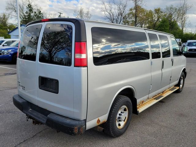 2011 Chevrolet Express 3500 Passenger LS Extended Van 3D - 23032267 - 14
