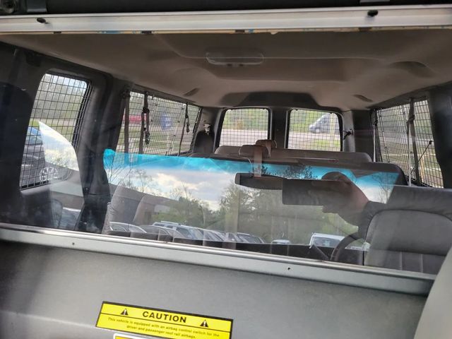 2011 Chevrolet Express 3500 Passenger LS Extended Van 3D - 23032267 - 18