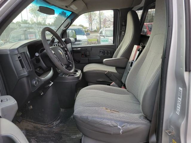 2011 Chevrolet Express 3500 Passenger LS Extended Van 3D - 23032267 - 1