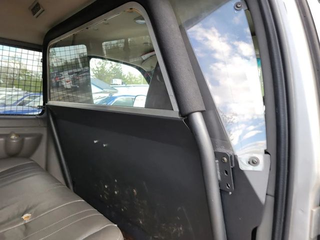 2011 Chevrolet Express 3500 Passenger LS Extended Van 3D - 23032267 - 22