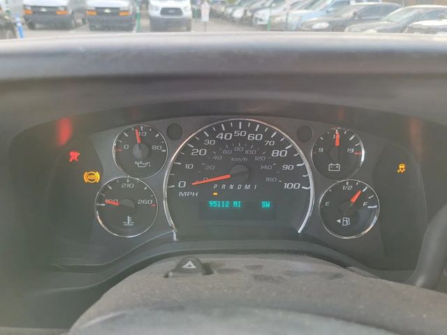 2011 Chevrolet Express 3500 Passenger LS Extended Van 3D - 23032267 - 28