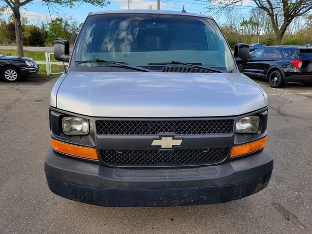 2011 Chevrolet Express 3500 Passenger LS Extended Van 3D - 23032267 - 8