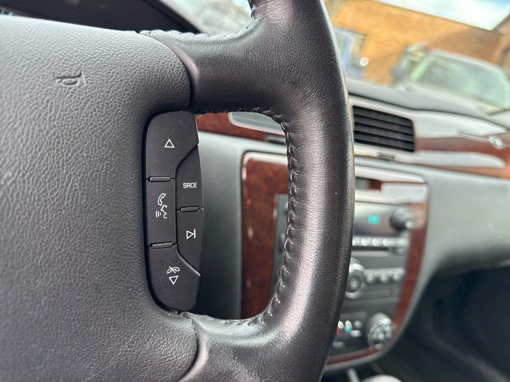 2011 Chevrolet Impala 4dr Sedan LT - 22938268 - 9