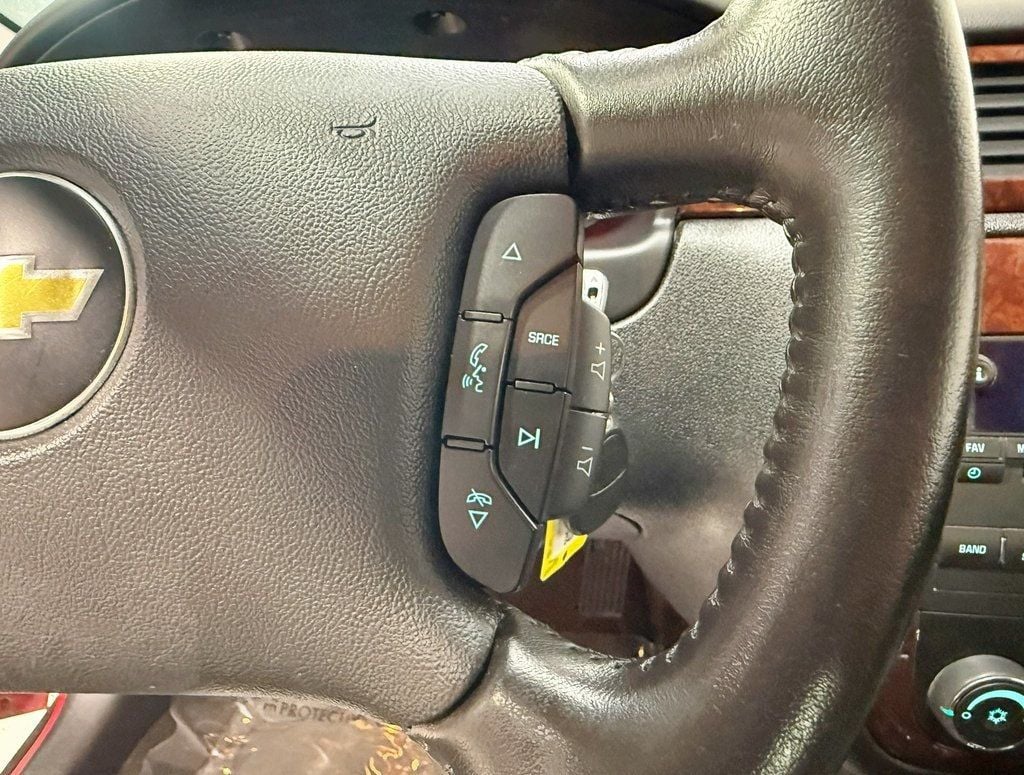 2011 Chevrolet Impala 4dr Sedan LT - 22938268 - 10