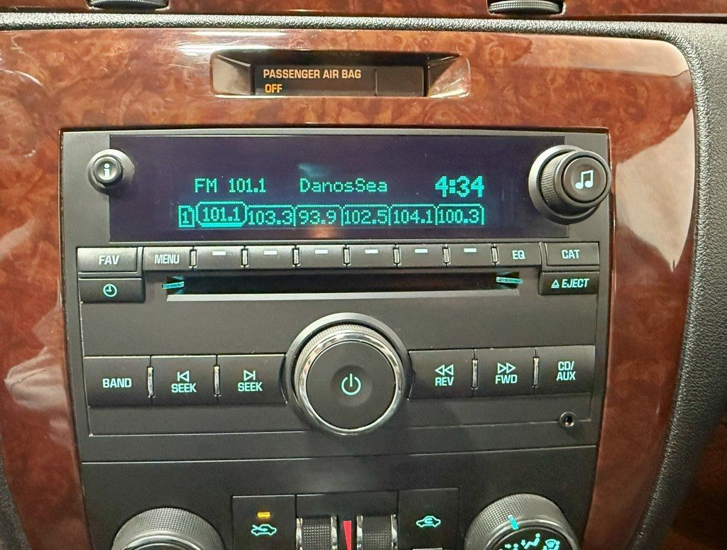 2011 Chevrolet Impala 4dr Sedan LT - 22938268 - 15