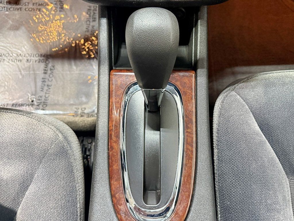 2011 Chevrolet Impala 4dr Sedan LT - 22938268 - 17