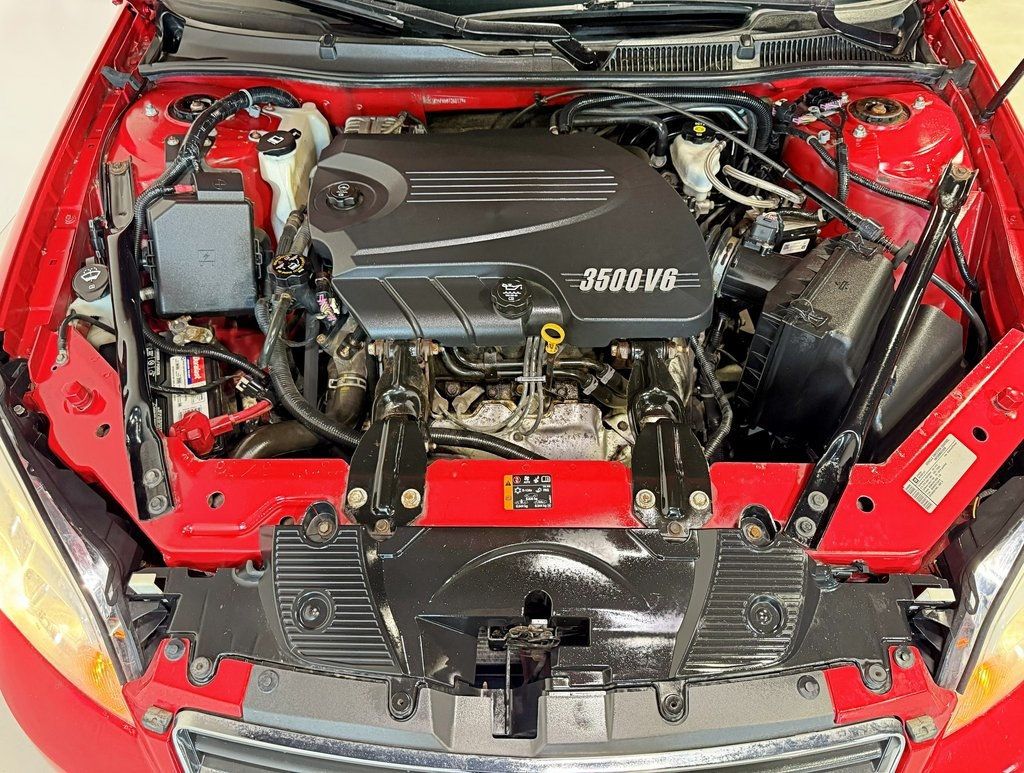 2011 Chevrolet Impala 4dr Sedan LT - 22938268 - 38