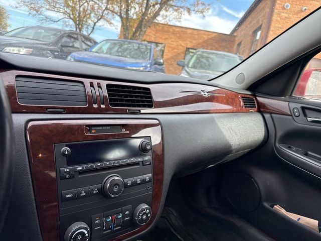 2011 Chevrolet Impala 4dr Sedan LT - 22938268 - 7