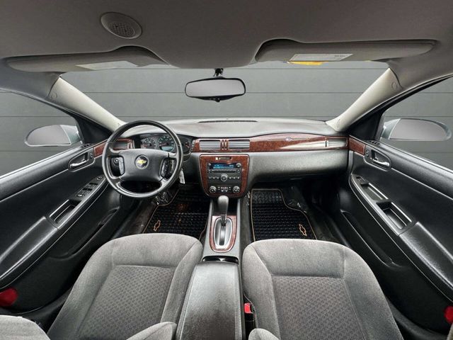 2011 Chevrolet Impala 4dr Sedan LT - 22941941 - 24