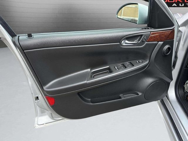 2011 Chevrolet Impala 4dr Sedan LT - 22941941 - 8