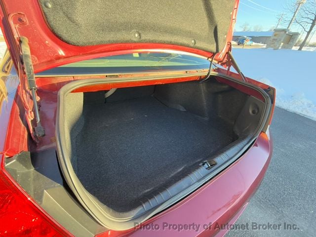 2011 Chevrolet Impala 4dr Sedan LT - 22955281 - 17