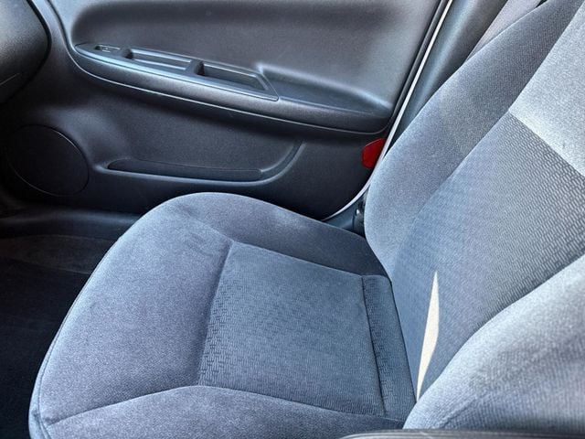 2011 Chevrolet Impala LS - 22940647 - 10