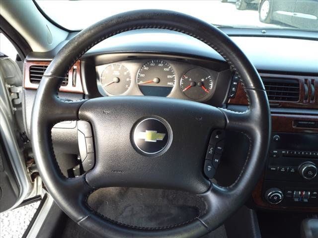 2011 Chevrolet Impala LT - 22607830 - 7