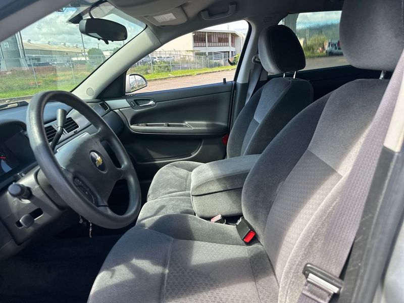 2011 Chevrolet Impala Police Package - 23005140 - 12