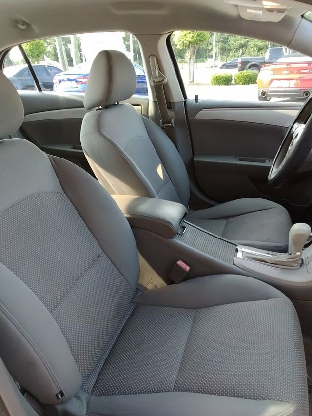 2011 Chevrolet Malibu 4dr Sedan LS w/1LS - 23066759 - 10