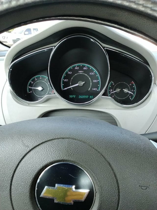 2011 Chevrolet Malibu 4dr Sedan LS w/1LS - 23066759 - 11