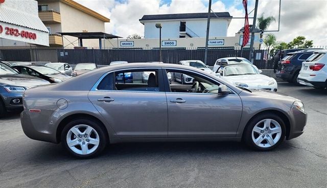 2011 Chevrolet Malibu LS - 22623063 - 5