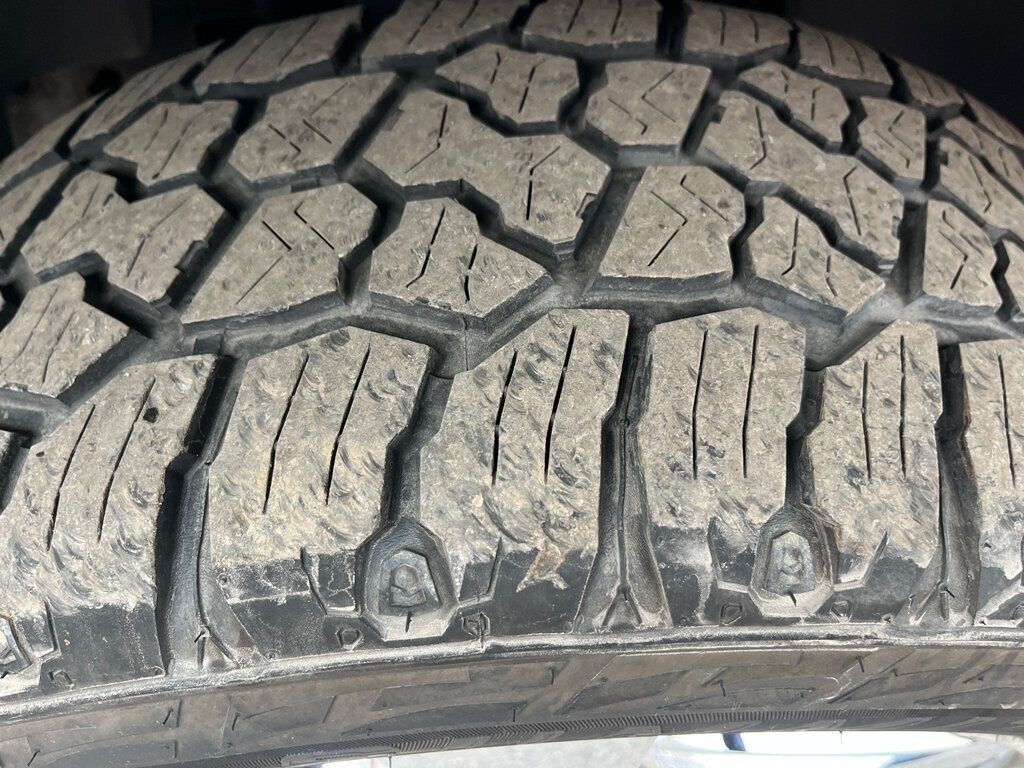 2011 Chevrolet Silverado 1500 2 Wheel Drive Crew Cab Short Bed with Remote Starter - 22986894 - 16