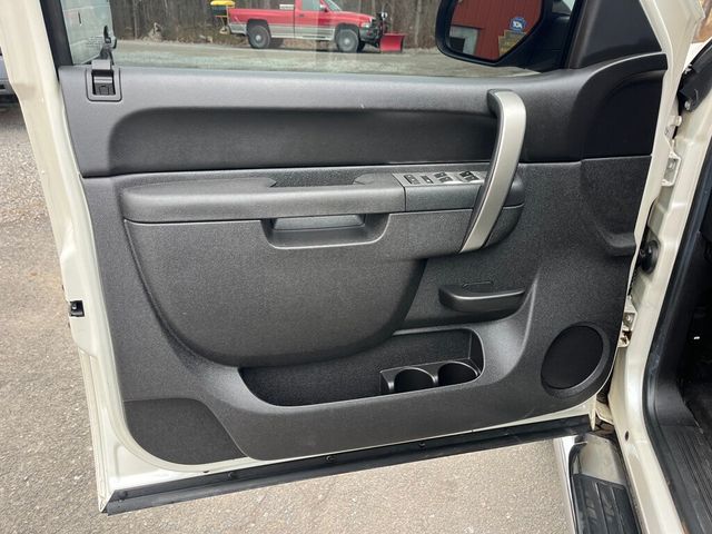 2011 Chevrolet Silverado 1500 2 Wheel Drive Crew Cab Short Bed with Remote Starter - 22986894 - 21