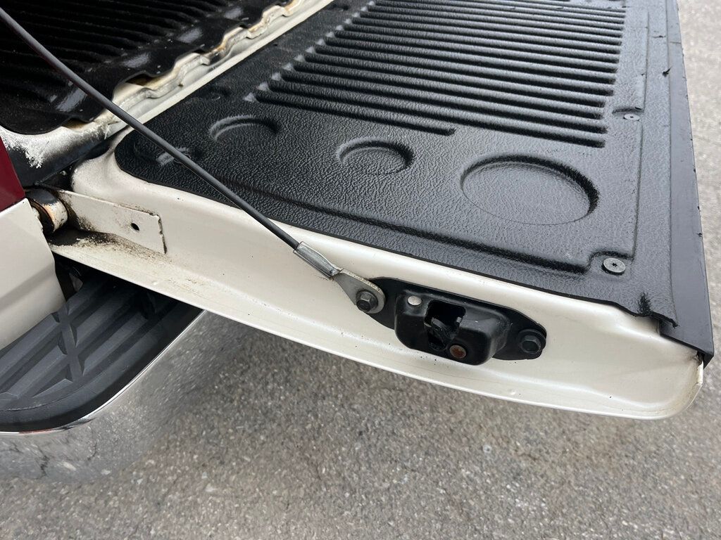 2011 Chevrolet Silverado 1500 2 Wheel Drive Crew Cab Short Bed with Remote Starter - 22986894 - 33