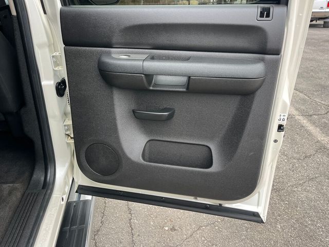 2011 Chevrolet Silverado 1500 2 Wheel Drive Crew Cab Short Bed with Remote Starter - 22986894 - 37