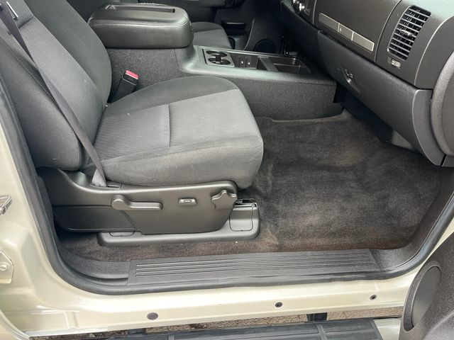 2011 Chevrolet Silverado 1500 2 Wheel Drive Crew Cab Short Bed with Remote Starter - 22986894 - 39