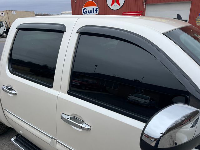 2011 Chevrolet Silverado 1500 2 Wheel Drive Crew Cab Short Bed with Remote Starter - 22986894 - 4