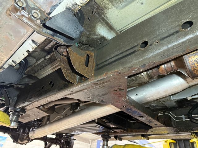 2011 Chevrolet Silverado 1500 2 Wheel Drive Crew Cab Short Bed with Remote Starter - 22986894 - 69