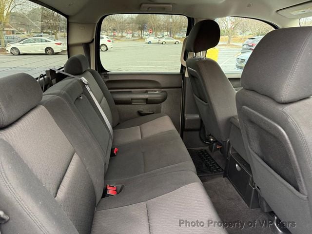 2011 Chevrolet Silverado 1500 4WD Crew Cab 143.5" LT - 22990079 - 13