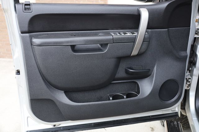 2011 Chevrolet Silverado 1500 4WD Crew Cab 143.5" LT - 22980743 - 12