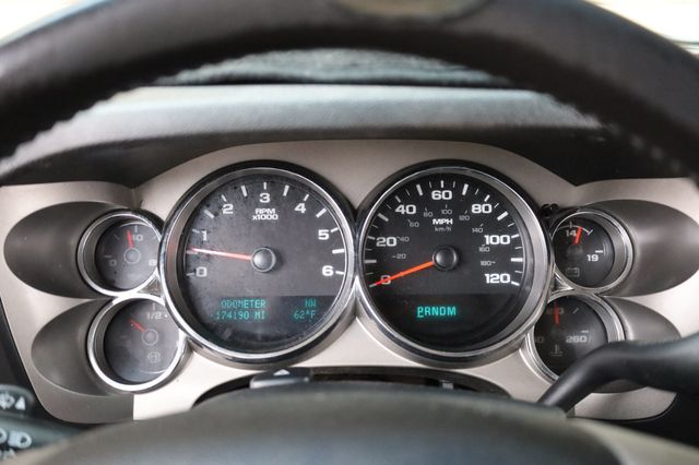 2011 Chevrolet Silverado 1500 4WD Crew Cab 143.5" LT - 22980743 - 39