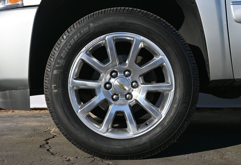 2011 Chevrolet Silverado 1500 LT photo 2