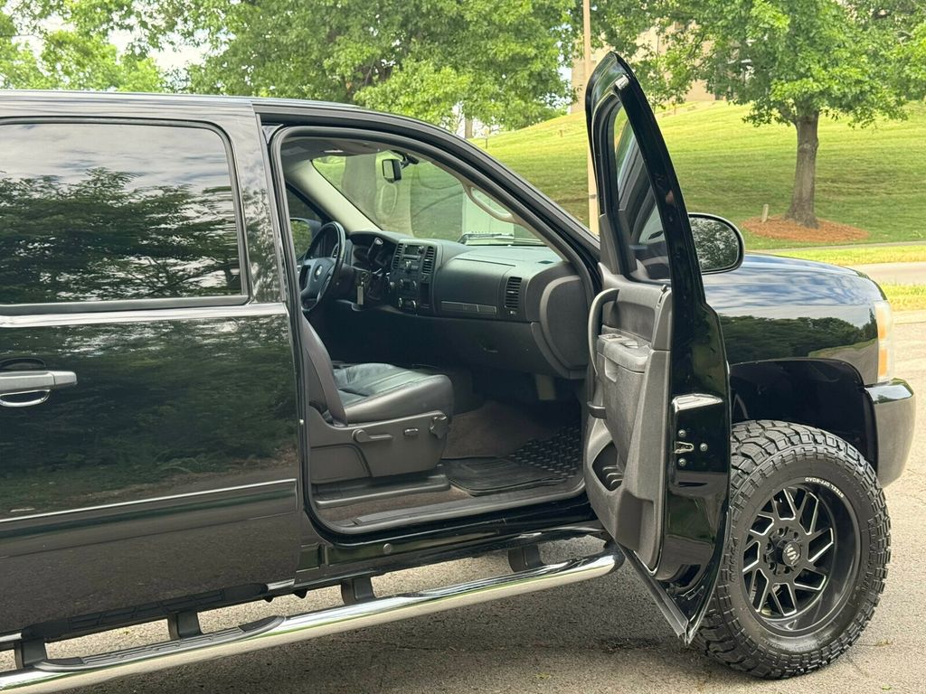 2011 Chevrolet Silverado 1500 Lifted, 35" Tires, 20" Steel Off-Road Wheels, LT Package, 4x4 - 23023495 - 26