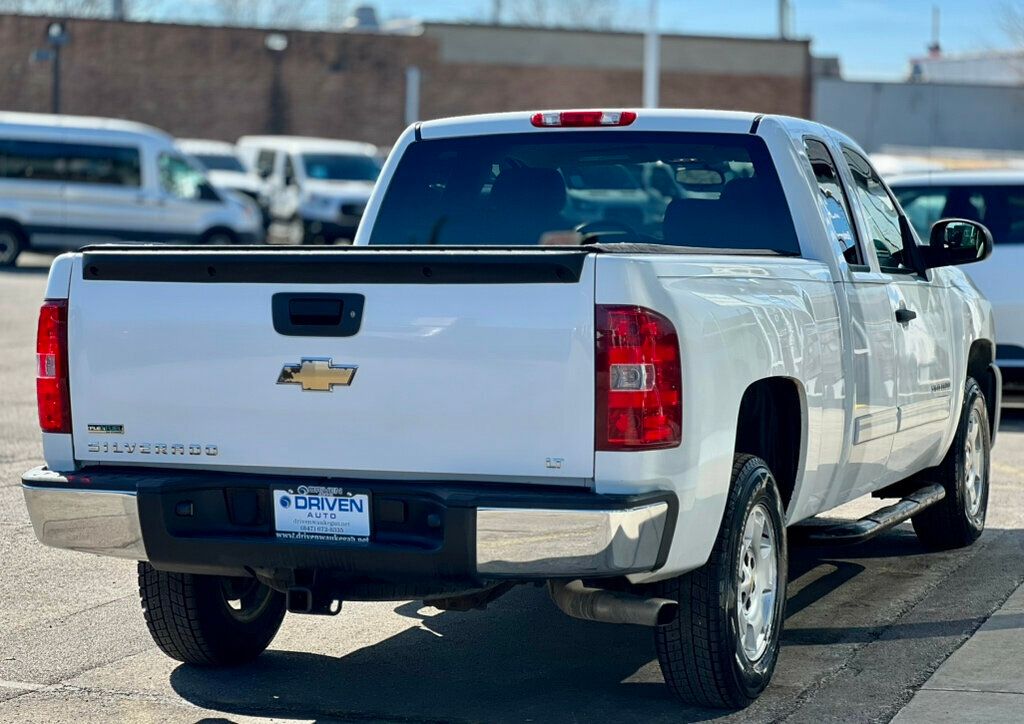 2011 CHEVROLET SILVERADO 1500 LT - 22990493 - 4