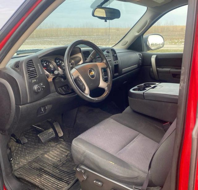 2011 Chevrolet Silverado 1500 LT 4x4 4dr Extended Cab 6.5 ft. SB - 22959743 - 1